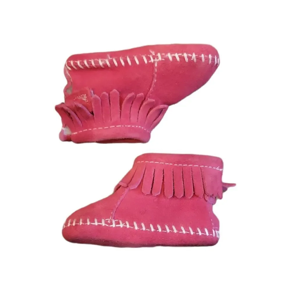 Minnetonka Fringe Moccasins Back Flap Bootie Hot Pink 1